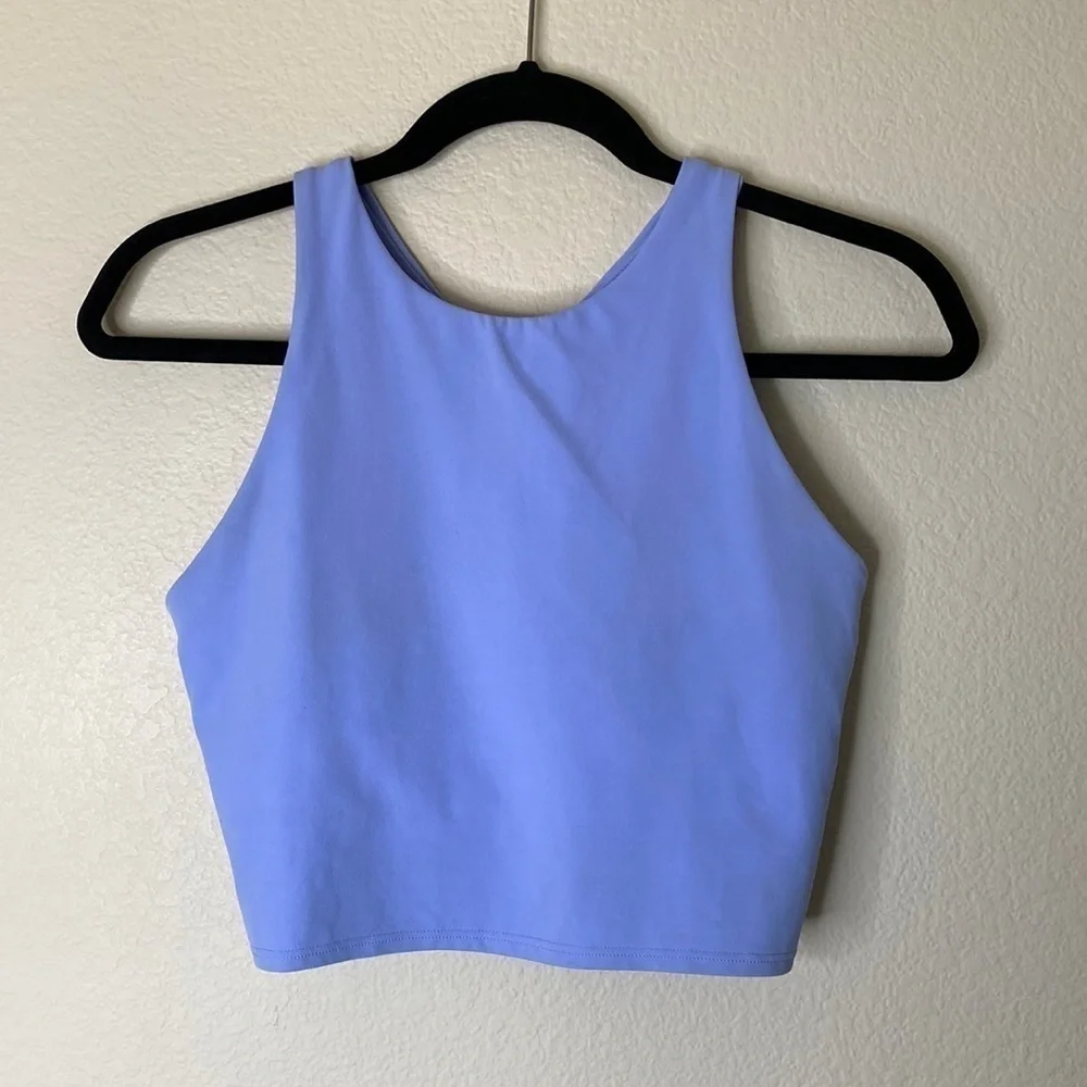 Athleta bra conscious crop tank women’s medium lavender EUC